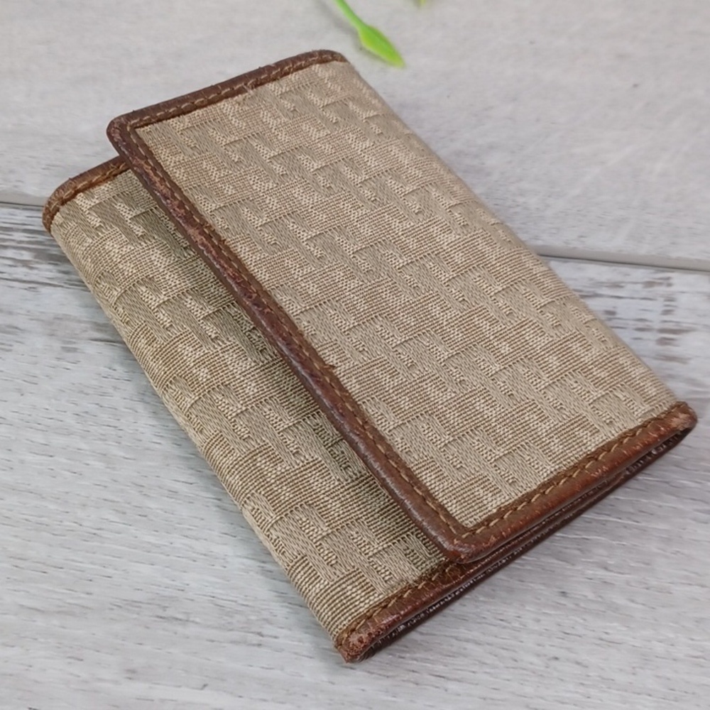 Gucci GG Jacquard Key Case - Picture 1 of 10